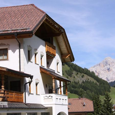 Residence Vila Колфоско Екстериор снимка