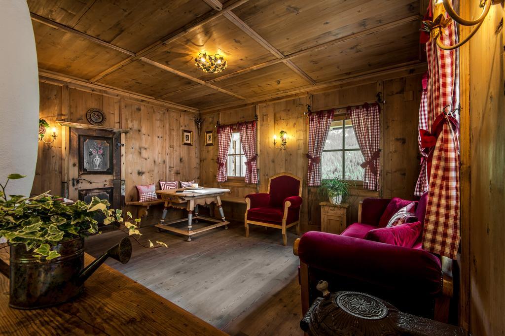 Residence Vila Колфоско Екстериор снимка