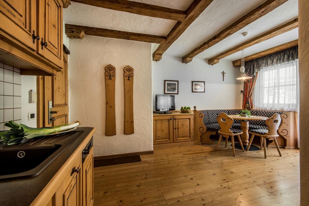 Residence Vila Колфоско Стая снимка