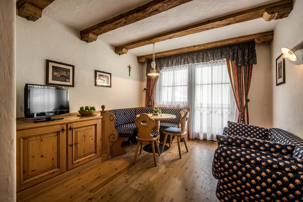 Residence Vila Колфоско Екстериор снимка