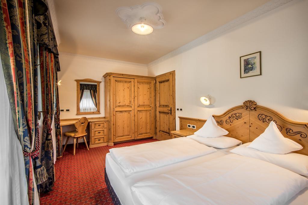 Residence Vila Колфоско Екстериор снимка